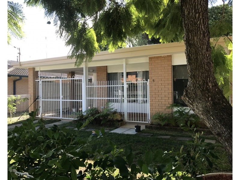 5 Kalyan Street, Surfers Paradise QLD 4217