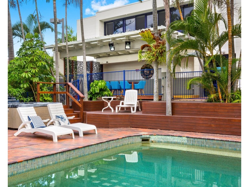 2/2877 Gold Coast Highway, Surfers Paradise QLD 4217