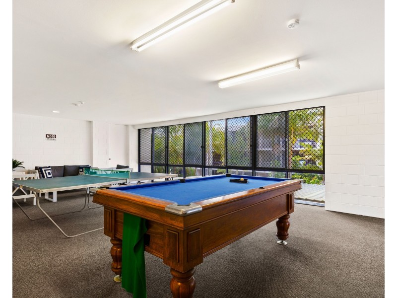 2/2877 Gold Coast Highway, Surfers Paradise QLD 4217