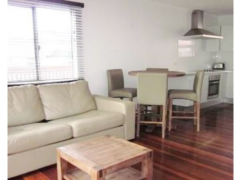 3/122 Albatross Avenue, Mermaid Beach QLD 4218