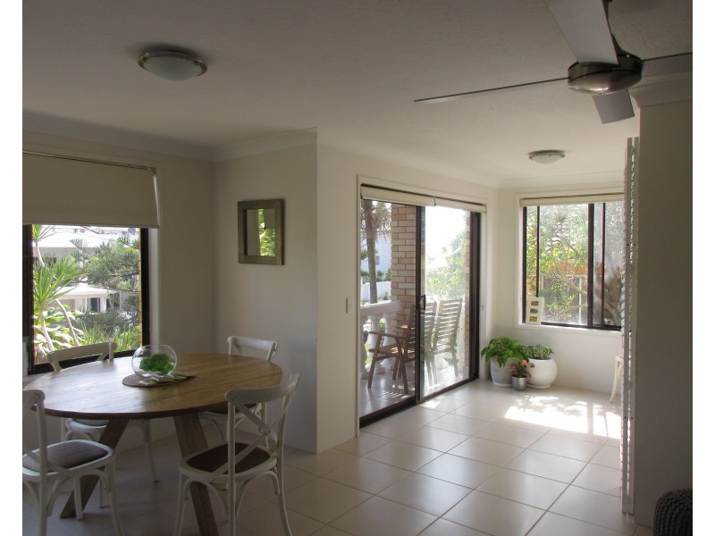 4/28 Dudley Street, Mermaid Beach QLD 4218