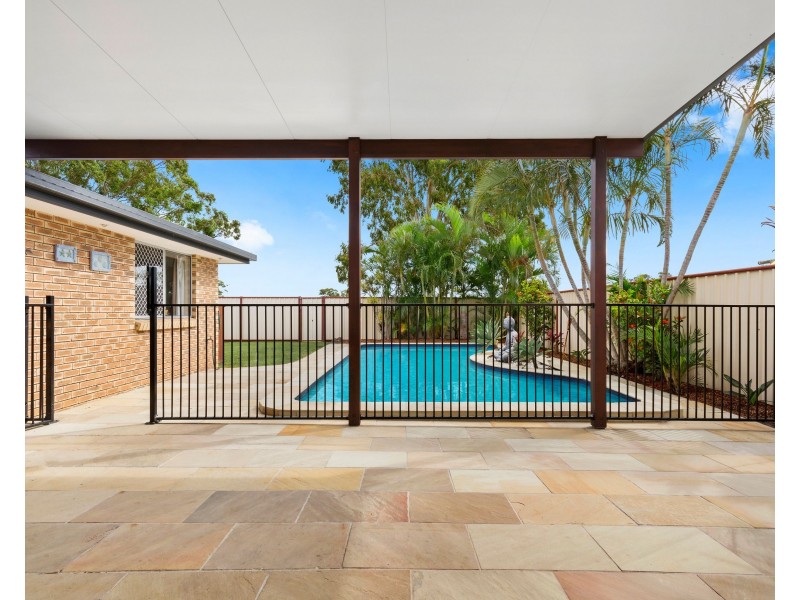 20 Volante Crescent, Mermaid Waters QLD 4218