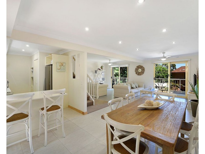 2/14 Dandaloo Drive, Currumbin QLD 4223