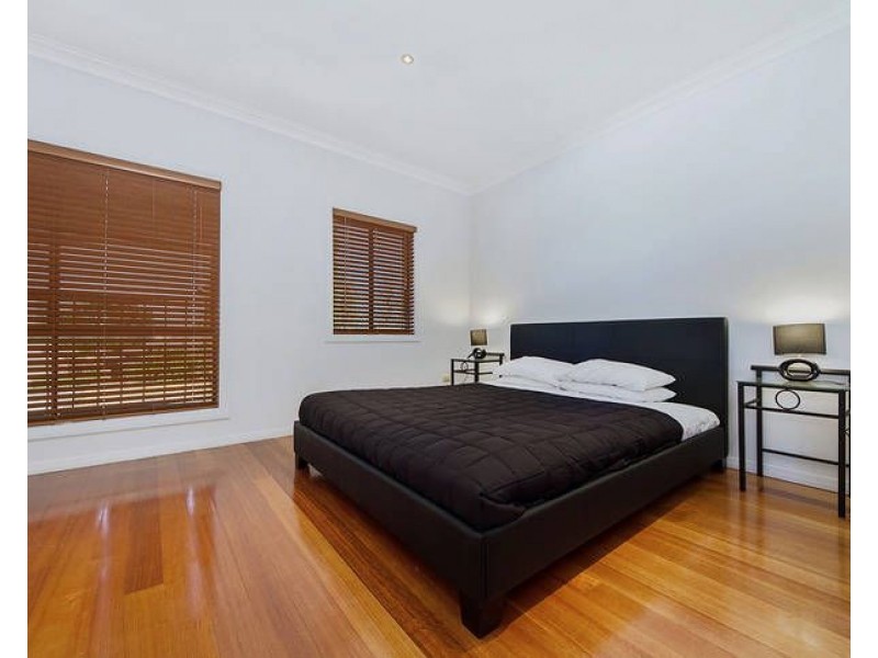 2/25 Hilda Street, Mermaid Beach QLD 4218