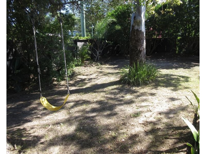 24 Allambi Avenue, Broadbeach Waters QLD 4218