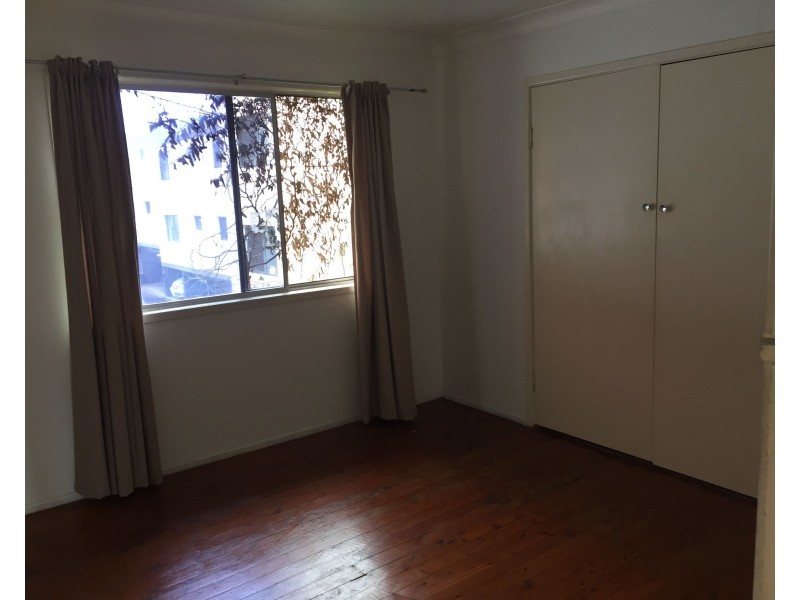 3/37 White Street, Southport QLD 4215