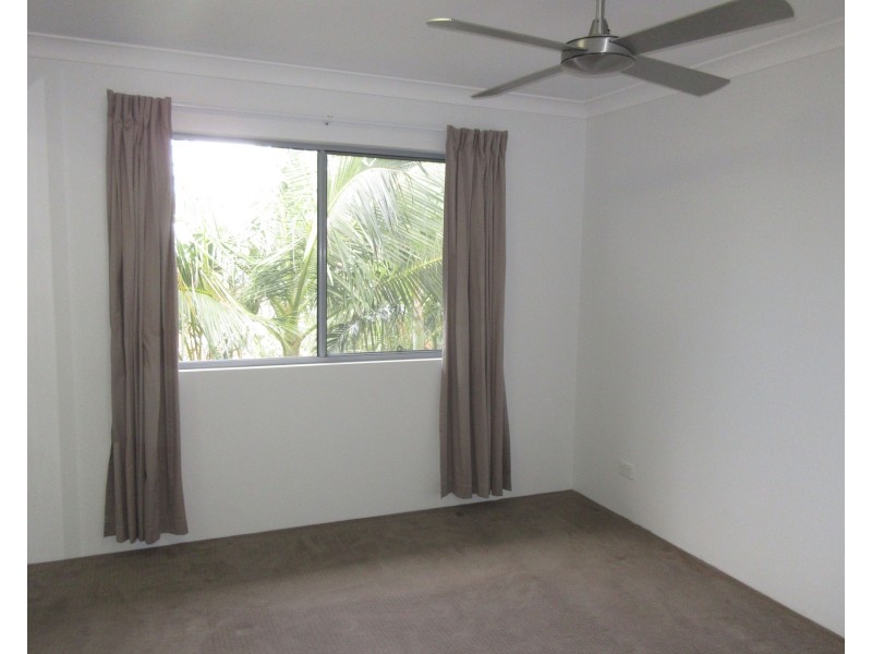 11/22-24 Proud Street, Labrador QLD 4215