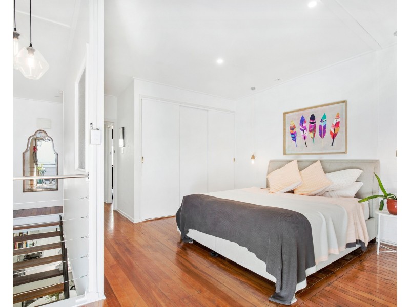 2/104 Albatross Avenue, Mermaid Beach QLD 4218
