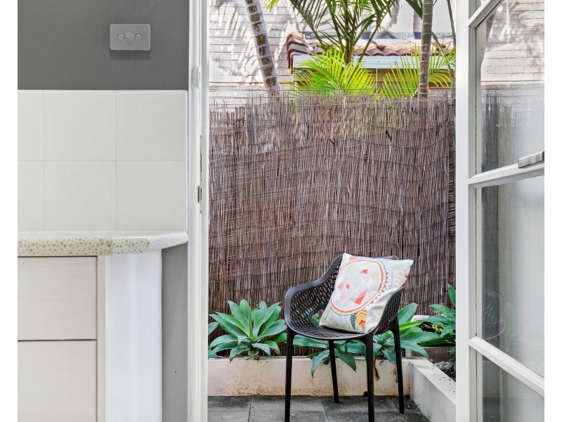 2/104 Albatross Avenue, Mermaid Beach QLD 4218
