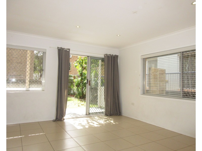 1/23 Monaco Street, Surfers Paradise QLD 4217