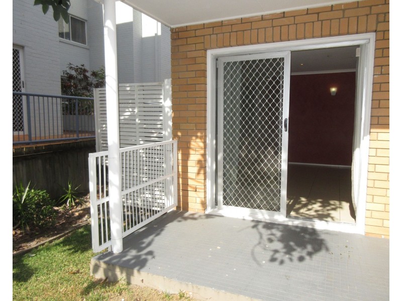 1/23 Monaco Street, Surfers Paradise QLD 4217