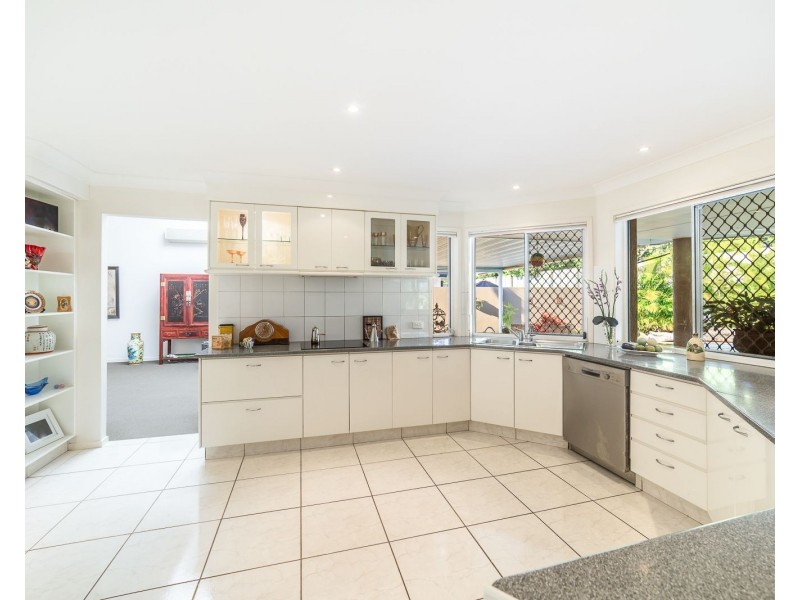 23 Portobello Drive, Mermaid Waters QLD 4218