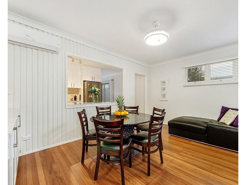 46 Sunbrite Avenue, Mermaid Beach QLD 4218