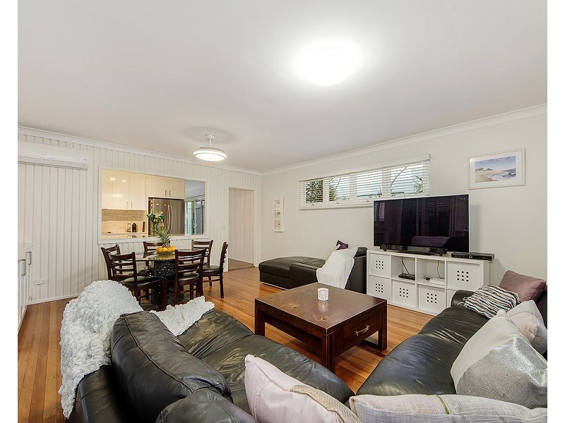 46 Sunbrite Avenue, Mermaid Beach QLD 4218