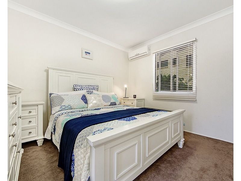 46 Sunbrite Avenue, Mermaid Beach QLD 4218