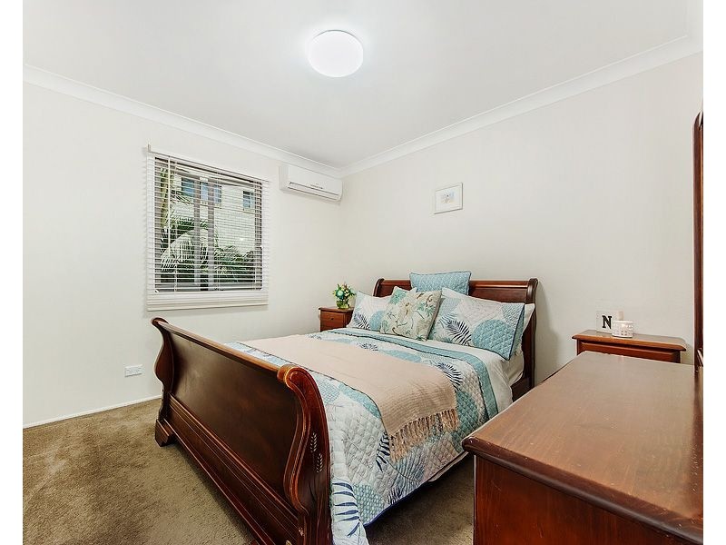 46 Sunbrite Avenue, Mermaid Beach QLD 4218