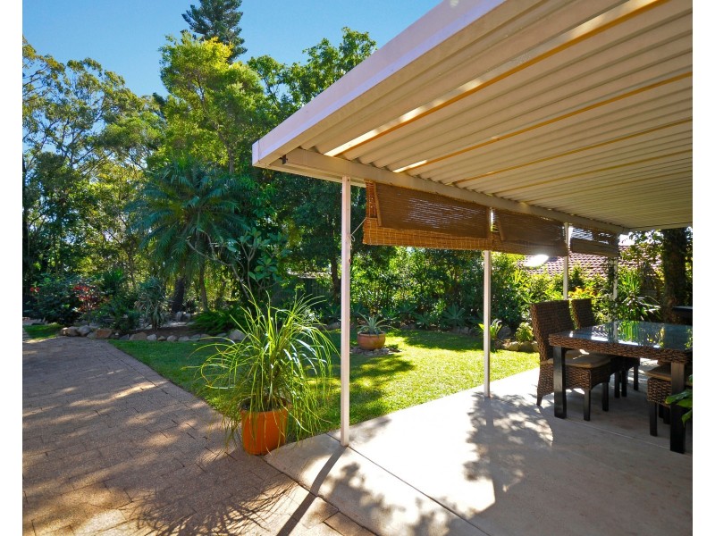 8 Harneil Place, Carrara QLD 4211