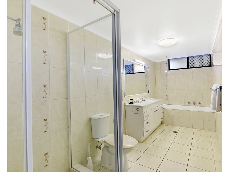 G-A 1 Albert Avenue, Broadbeach QLD 4218