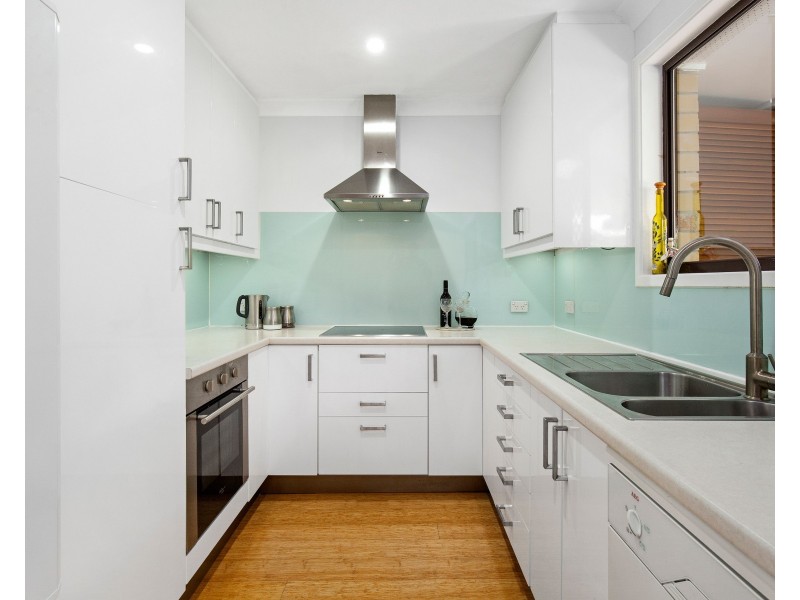 3/7 Peewee Place, Burleigh Waters QLD 4220