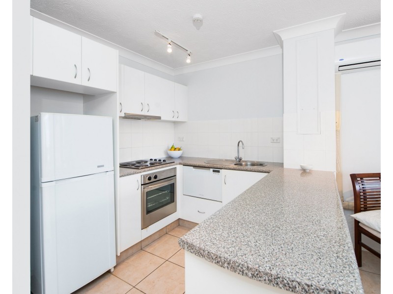 30/2943 Surfers Paradise Boulevard, Surfers Paradise QLD 4217