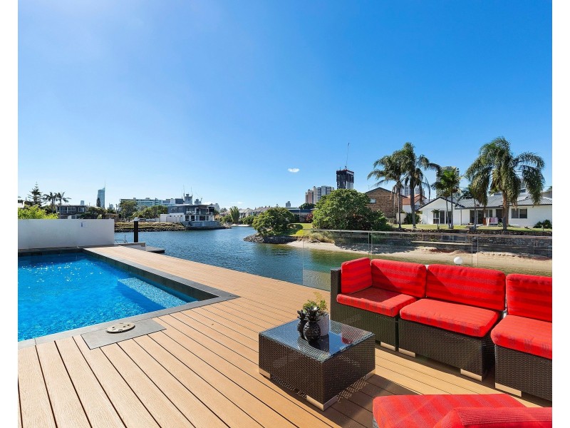 26 Sunshine Boulevard, Broadbeach Waters QLD 4218