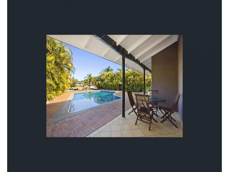 1 Maureen Crescent, Broadbeach Waters QLD 4218