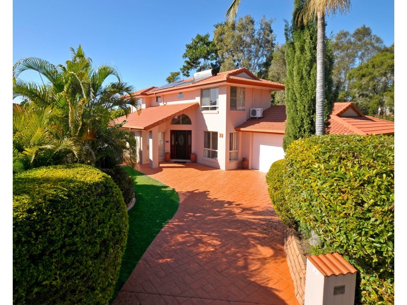 28 Greenwich Court, Robina QLD 4226