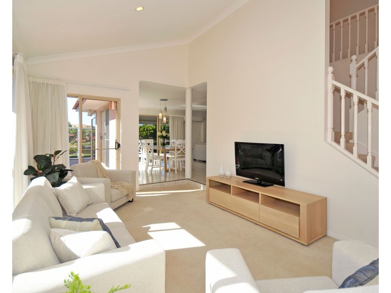 28 Greenwich Court, Robina QLD 4226