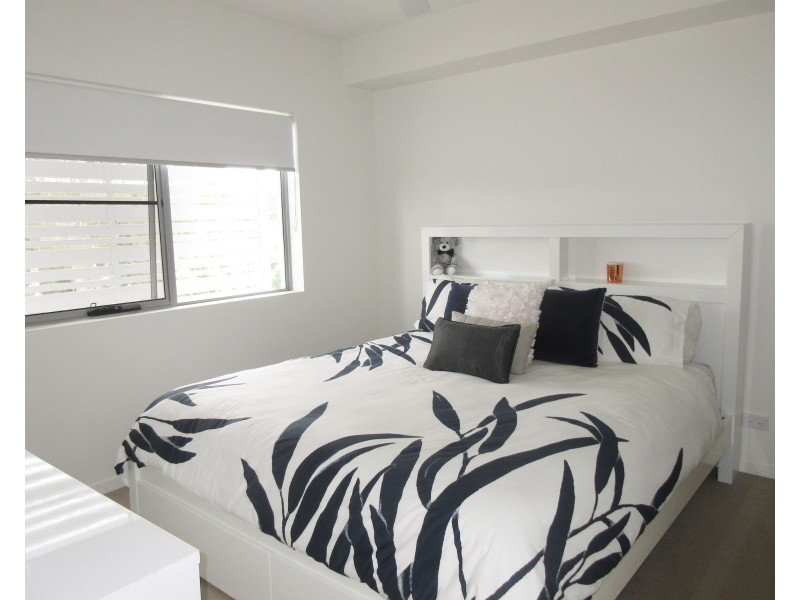 2305/31 Bourton Road, Merrimac QLD 4226