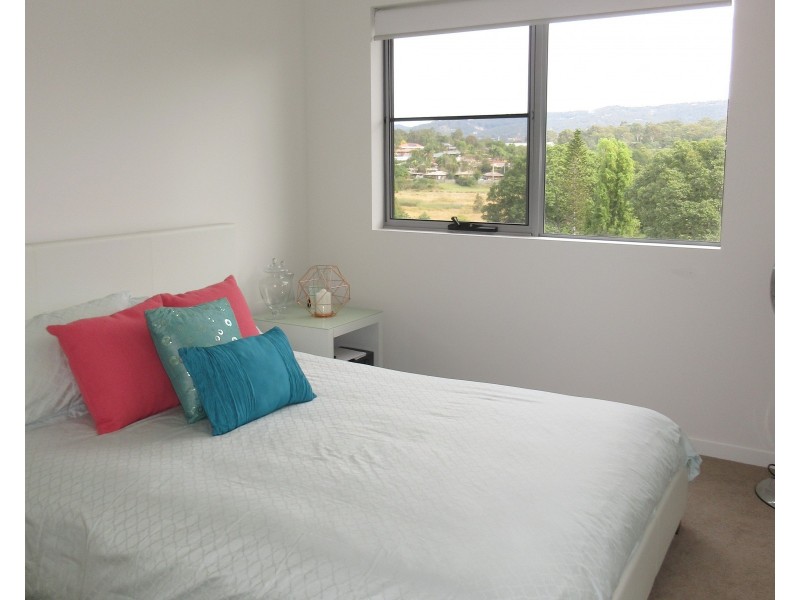 2305/31 Bourton Road, Merrimac QLD 4226