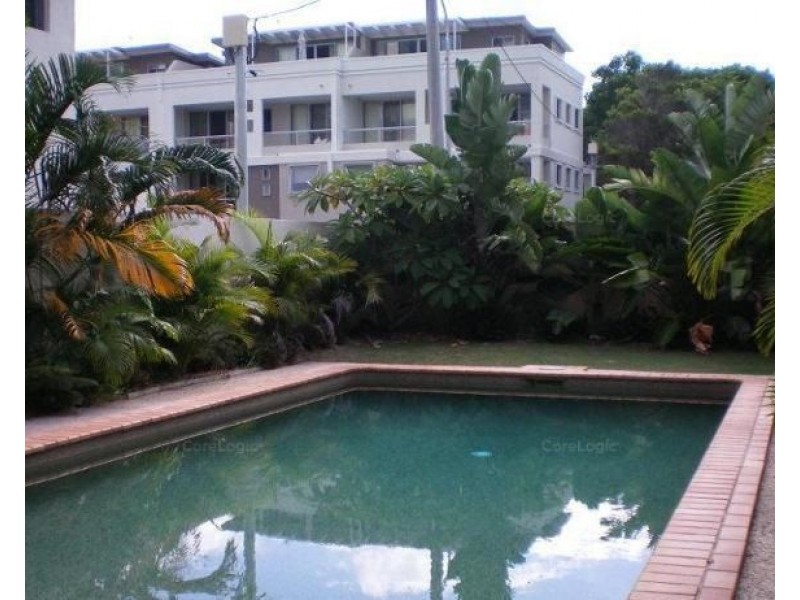 6/14 First Avenue, Broadbeach QLD 4218