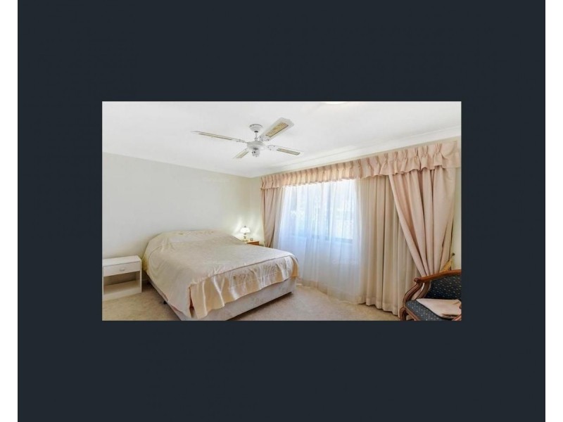 2 Helen Court, Broadbeach Waters QLD 4218