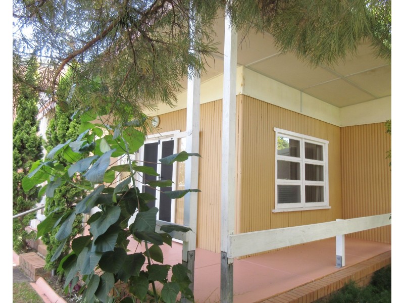 1/44 Messines Crescent, Miami QLD 4220