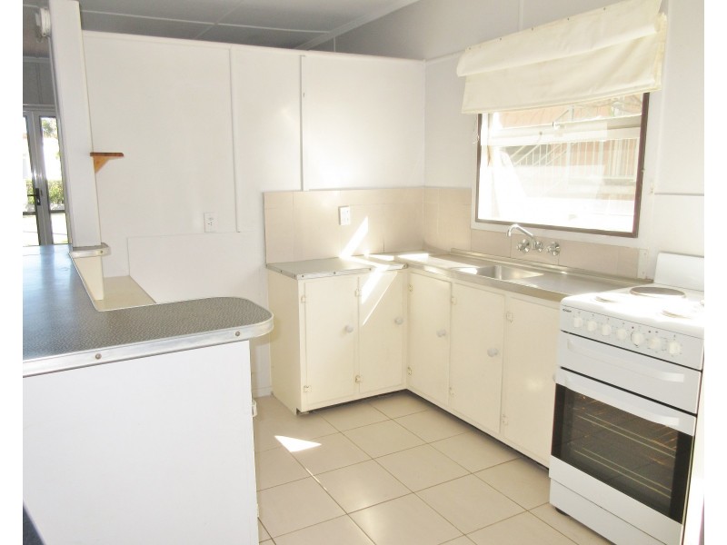 1/44 Messines Crescent, Miami QLD 4220