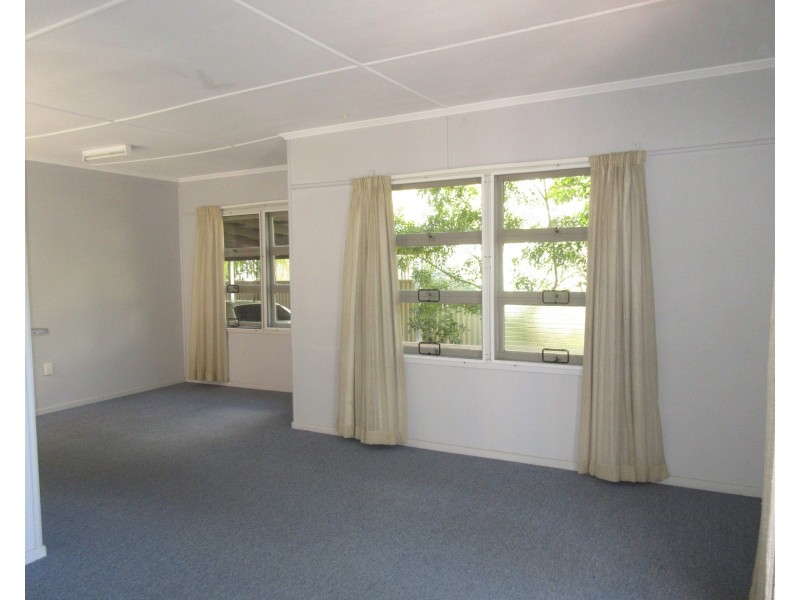 1/44 Messines Crescent, Miami QLD 4220