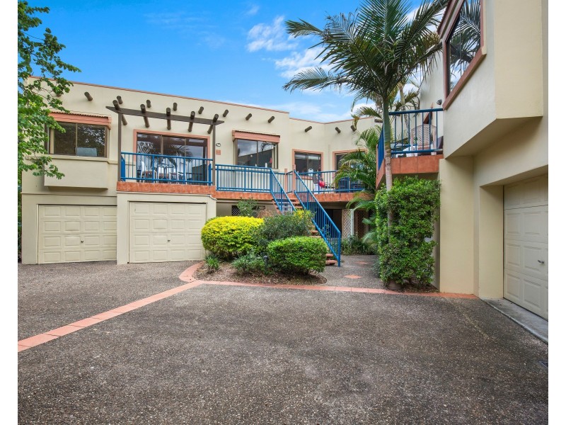 2/22 Peninsular Drive, Surfers Paradise QLD 4217