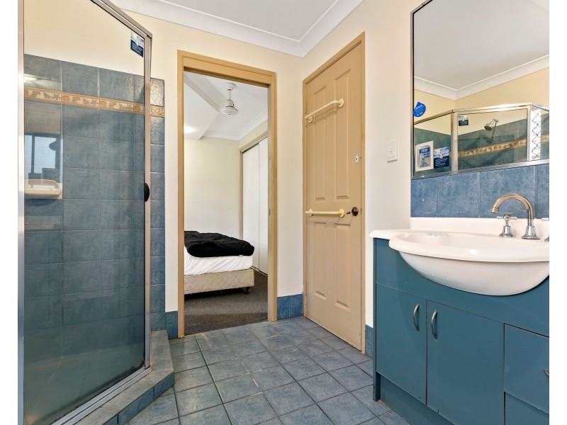 2/22 Peninsular Drive, Surfers Paradise QLD 4217