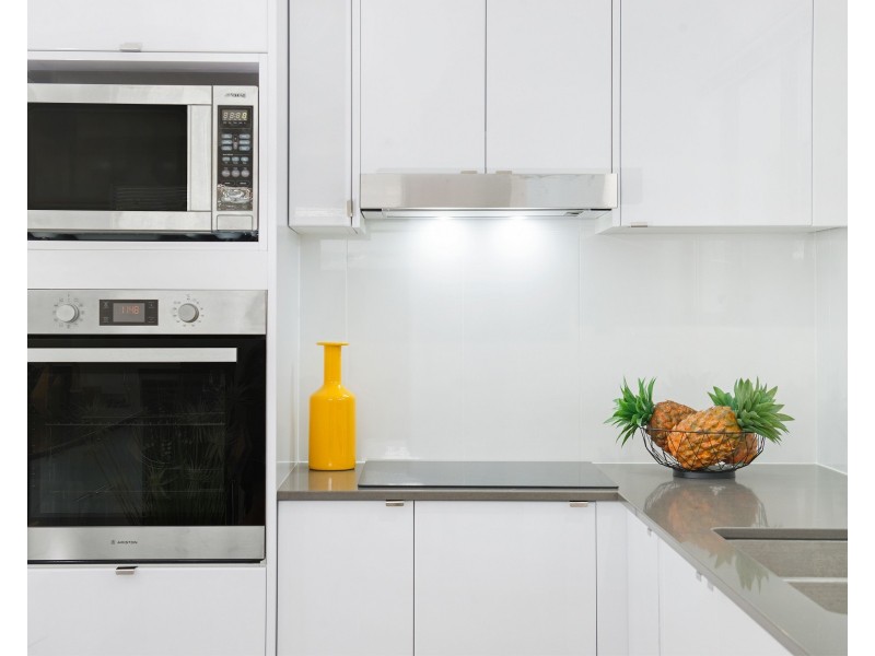 63 Rumrunner Street, Mermaid Waters QLD 4218