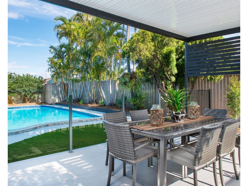 63 Rumrunner Street, Mermaid Waters QLD 4218