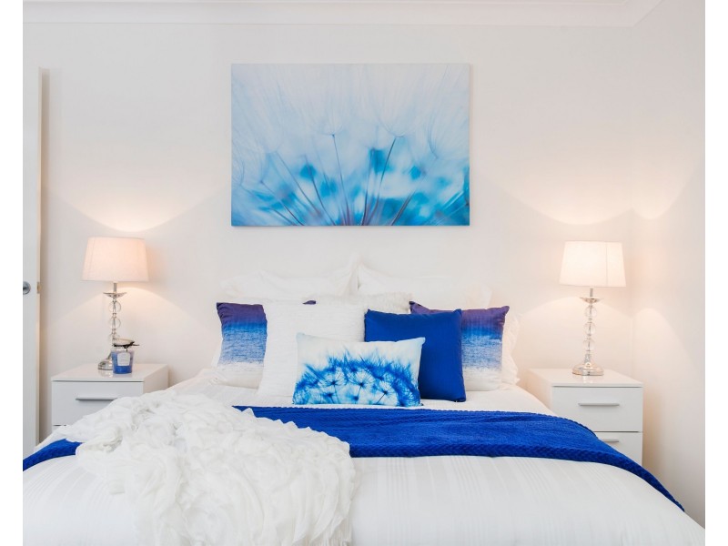 63 Rumrunner Street, Mermaid Waters QLD 4218