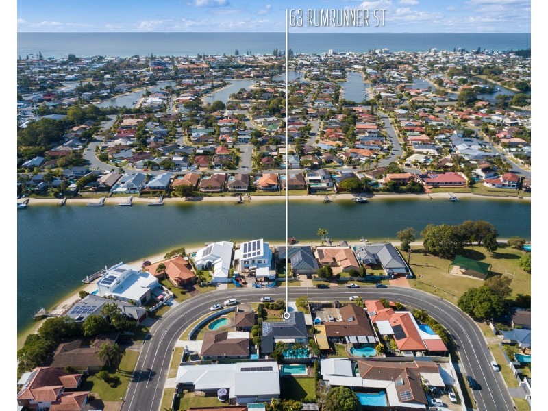 63 Rumrunner Street, Mermaid Waters QLD 4218