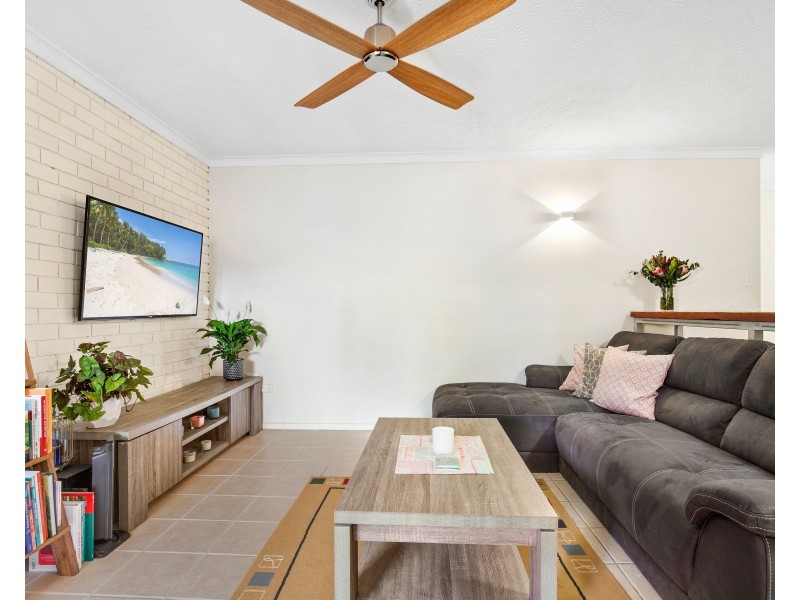 17/55 Duet Drive, Mermaid Waters QLD 4218