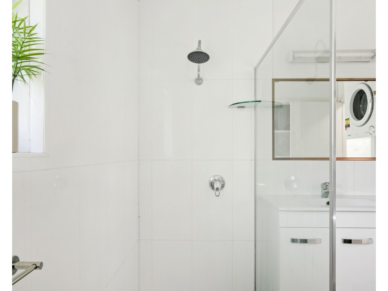 17/55 Duet Drive, Mermaid Waters QLD 4218