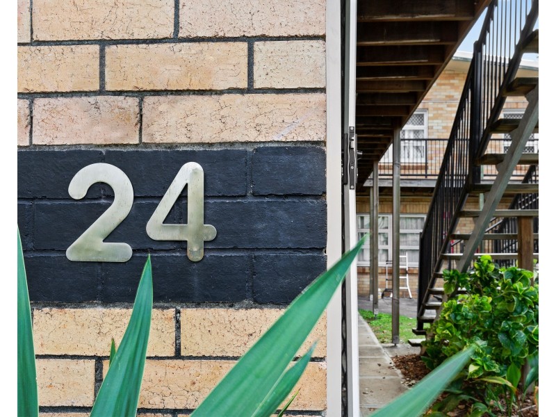 3/24 Peninsular Drive, Surfers Paradise QLD 4217