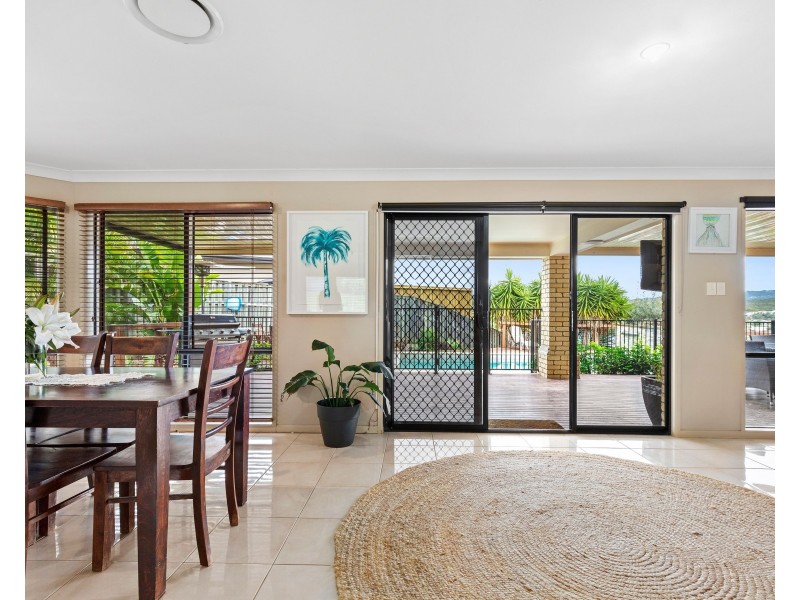 28 Yamba Street, Pacific Pines QLD 4211