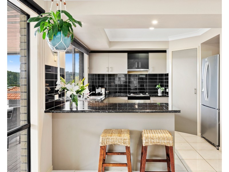 28 Yamba Street, Pacific Pines QLD 4211