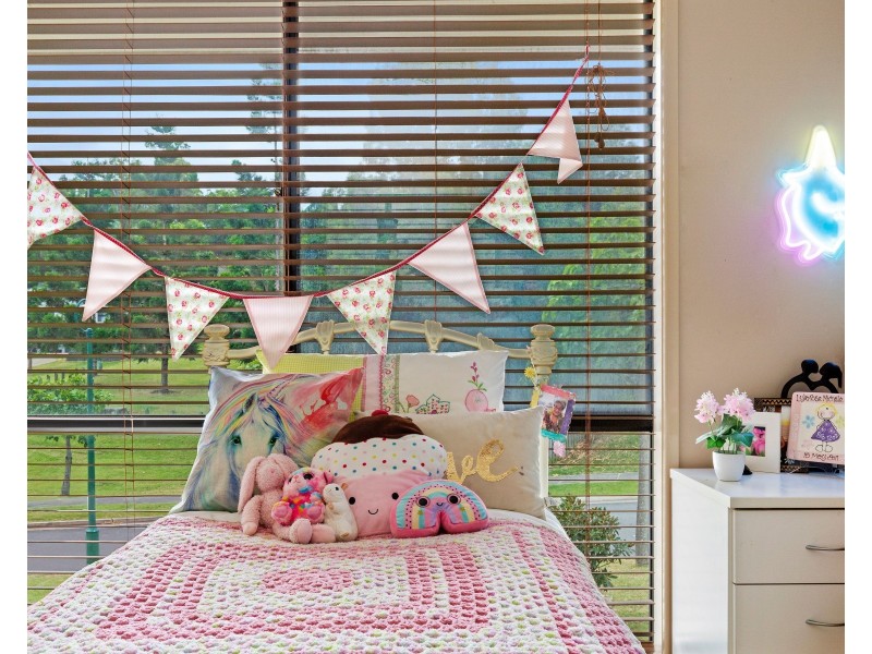 28 Yamba Street, Pacific Pines QLD 4211