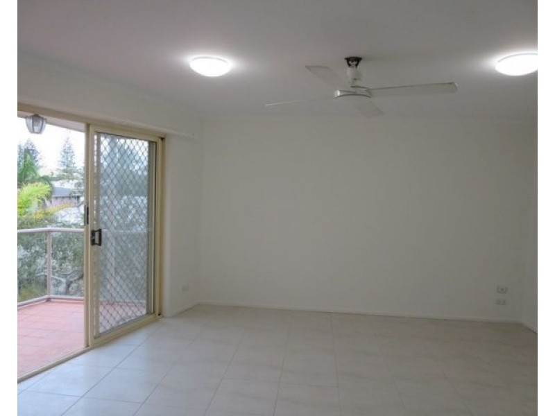 12/32 Ocean Street, Mermaid Beach QLD 4218