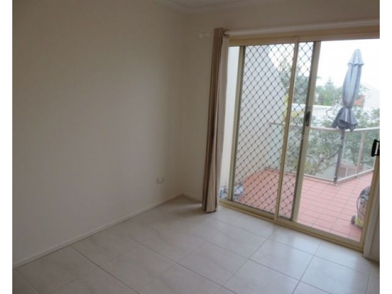 12/32 Ocean Street, Mermaid Beach QLD 4218