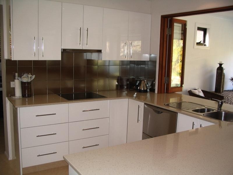 33 Sovereign Drive, Mermaid Waters QLD 4218